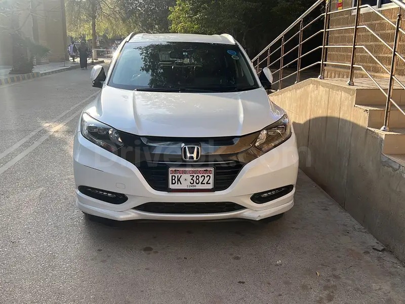 Honda Vezel 2016