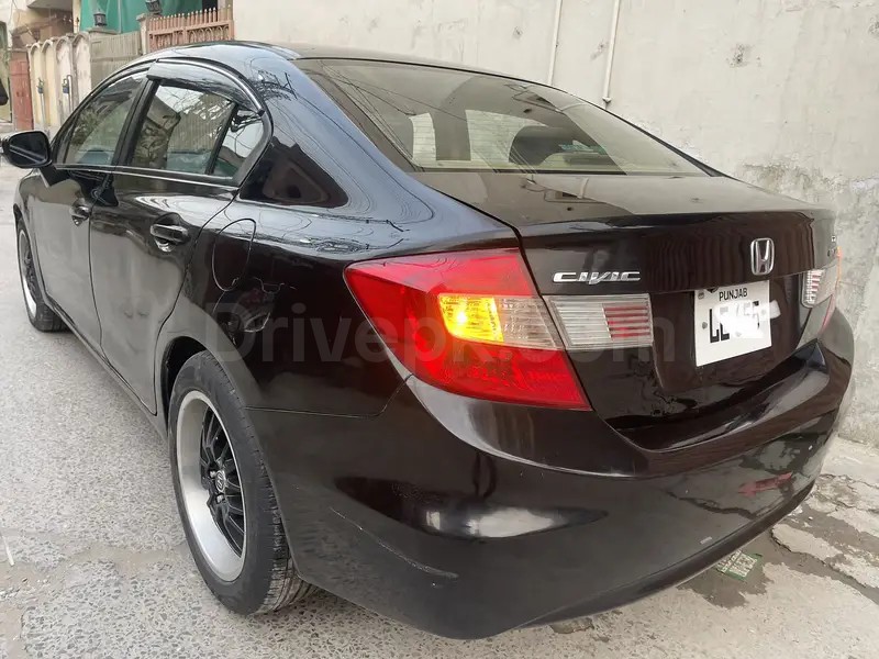 Honda Civic VTi Oriel Prosmatec 2013