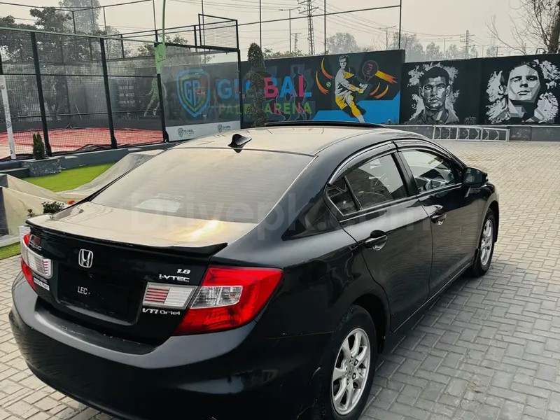 Honda Civic VTi Oriel Prosmatec 2013