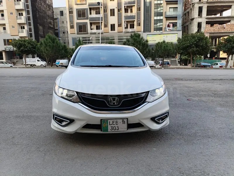 Honda Jade Hybrid 2014