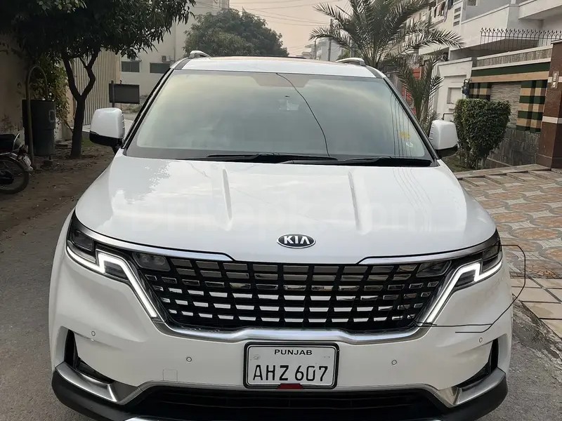 KIA GRAND CARNIVAL 2021