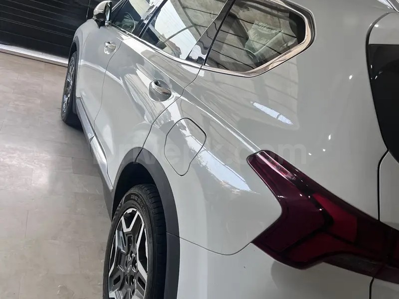 Hyundai Santa Fe 2025