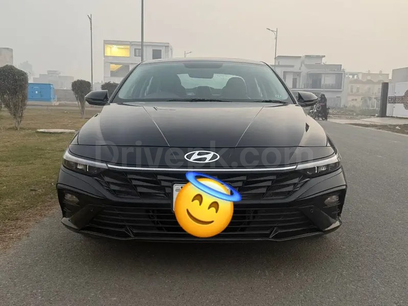 Hyundai Elantra 2025