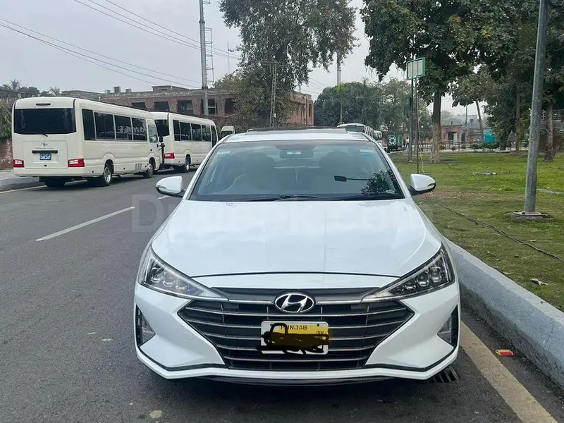 Hyundai Elantra 2021