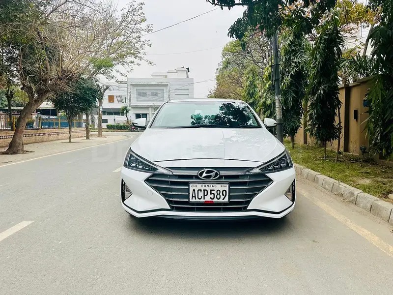 Hyundai Elantra 2021