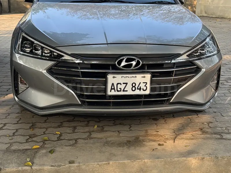 Hyundai Elantra 2021