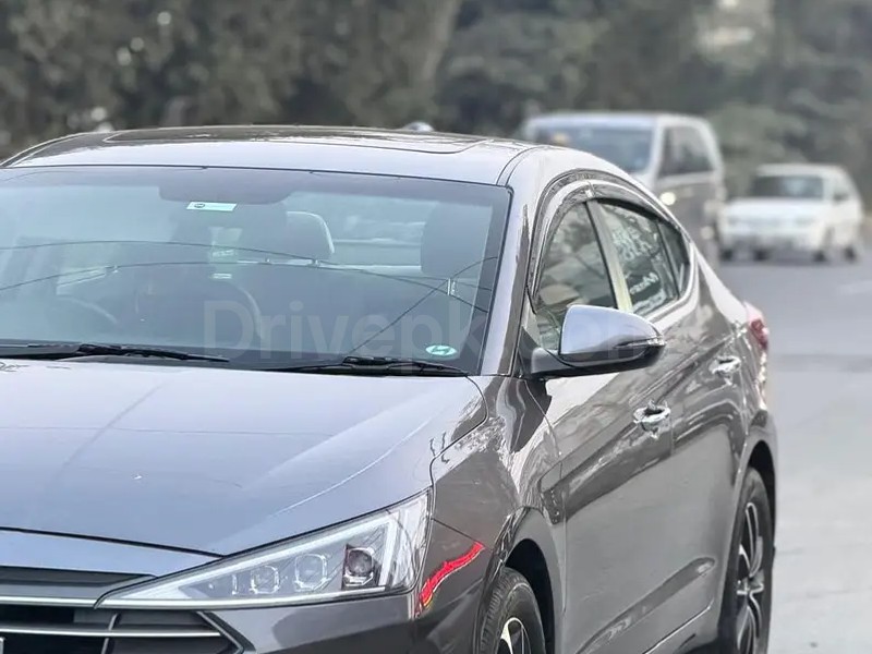 Hyundai Elantra 2022