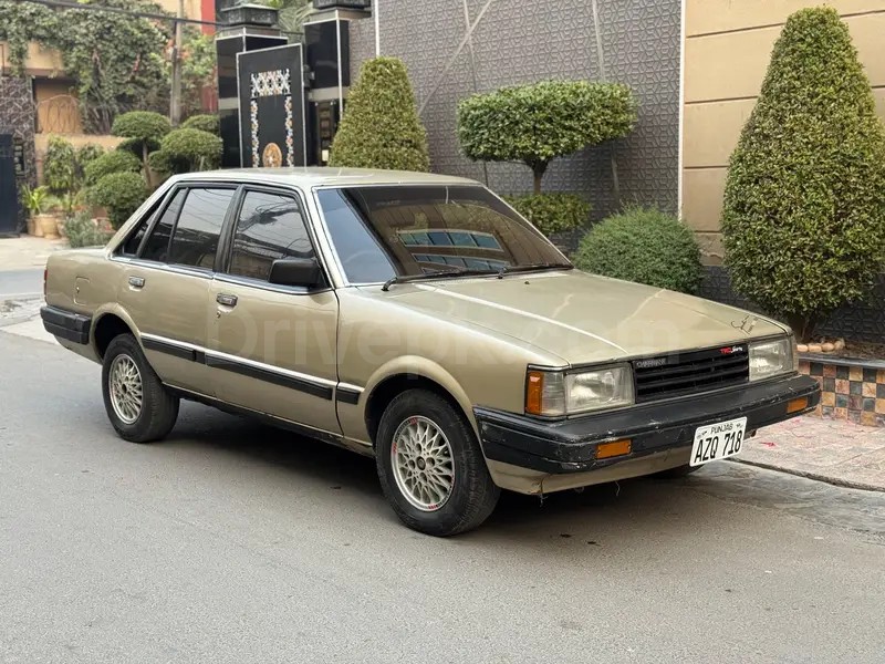 Daihatsu Charmant 1987
