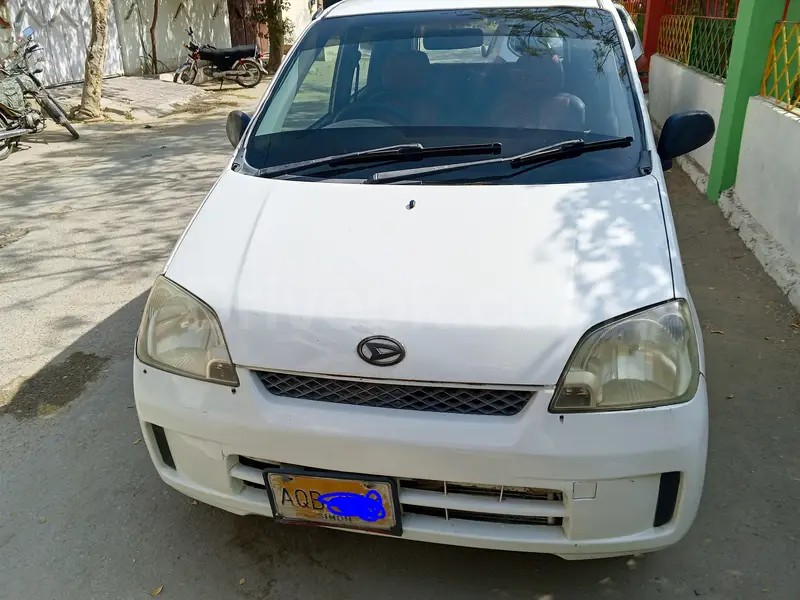Daihatsu Mira 2004