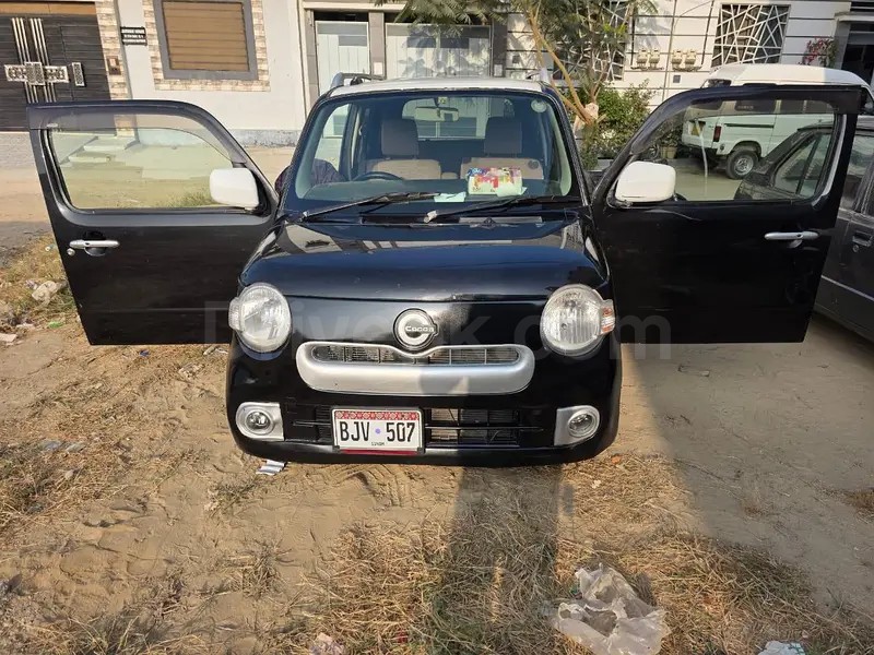 Daihatsu Mira 2014