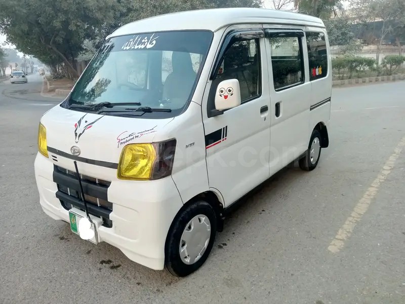 Daihatsu Hijet 2019