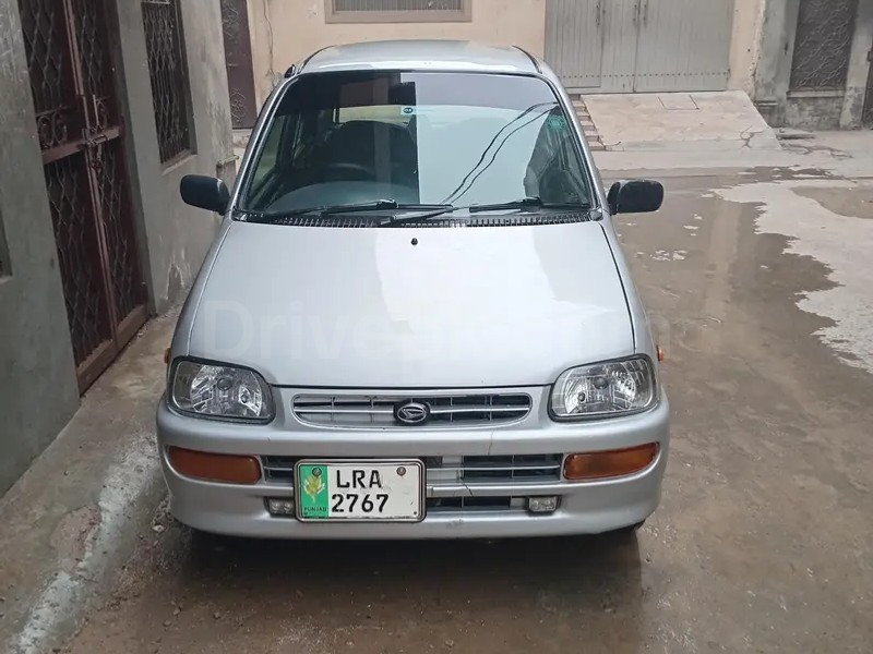 Daihatsu Cuore 2001