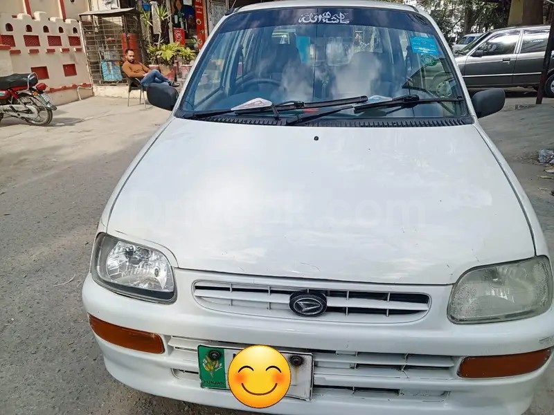 Daihatsu Cuore 2003