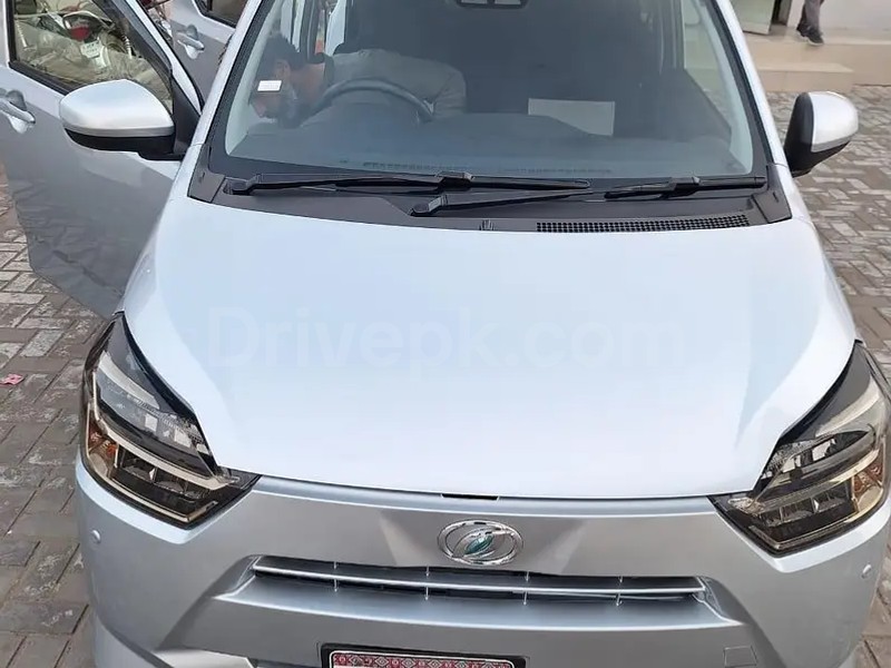 Daihatsu Mira 2022