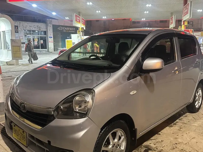 Daihatsu Mira 2014