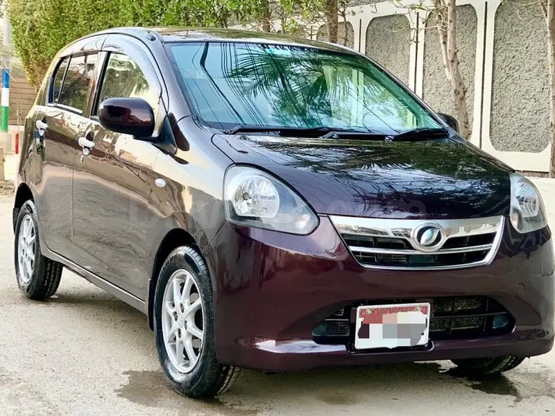 Daihatsu Mira 2013