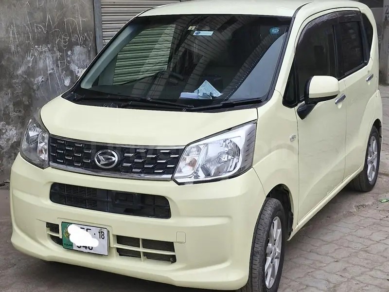 Daihatsu Move 2015