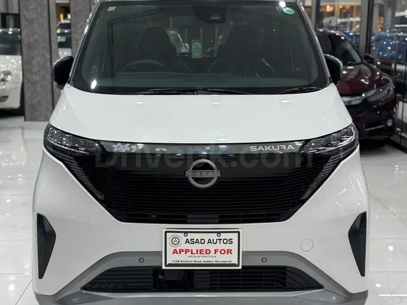 Nissan Sakura 2023