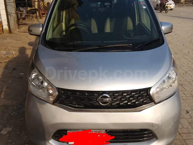 Nissan Dayz 2015