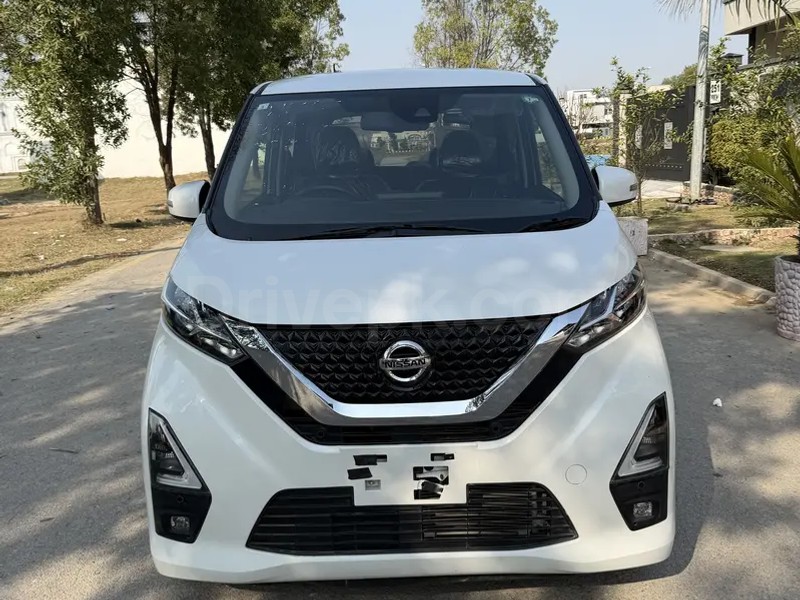 Nissan Dayz Highway Star 2022
