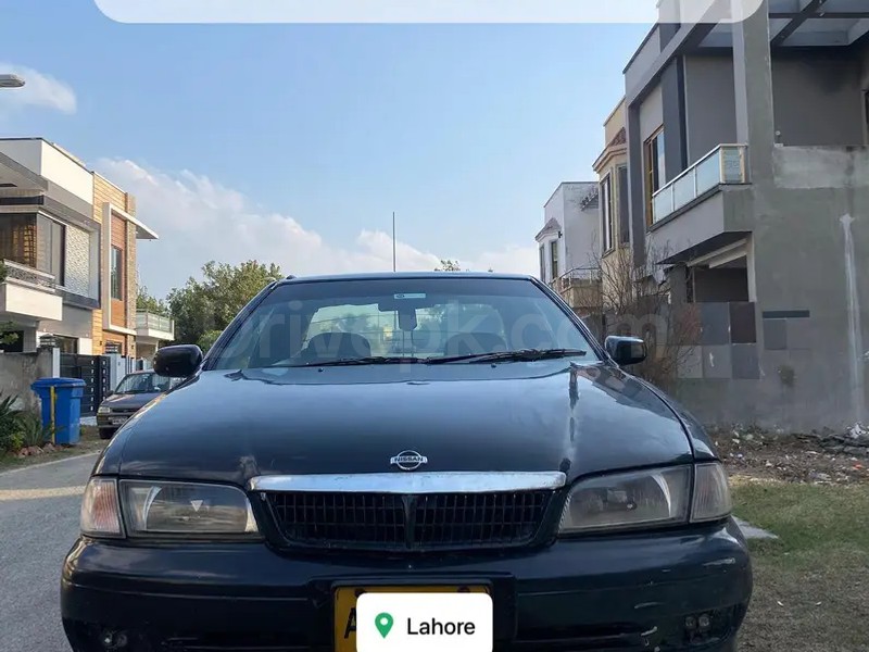 Nissan Sunny 2004