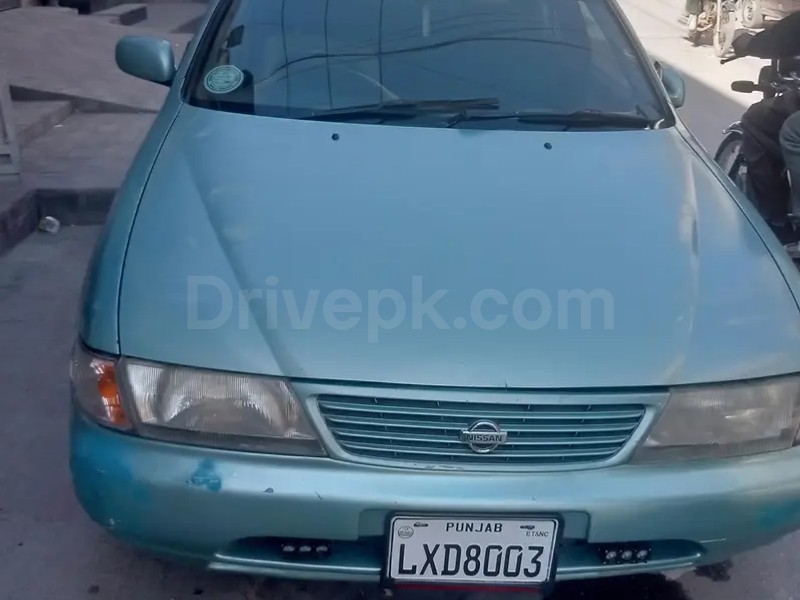 Nissan Sunny 1998