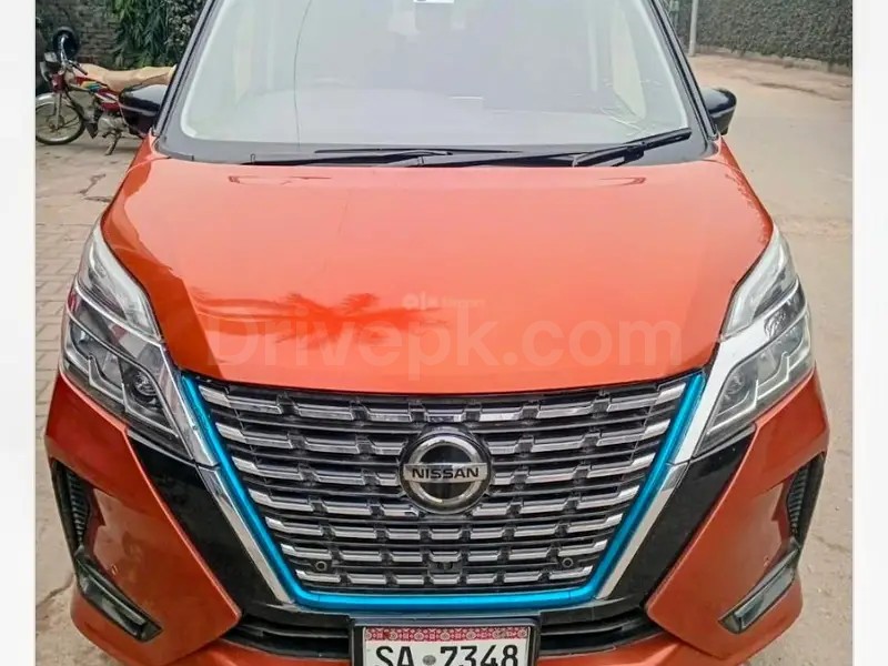 Nissan Serena 2021