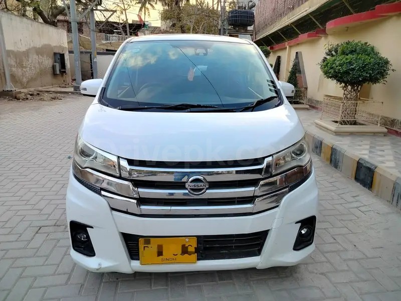 Nissan Dayz Highway Star 2015