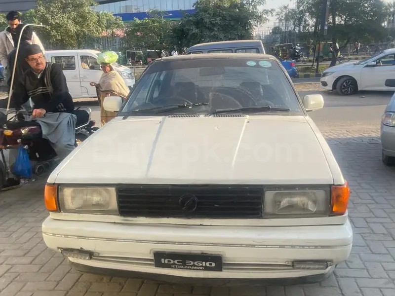 Nissan Sunny 1989