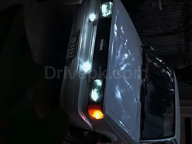 Nissan Sunny 1990