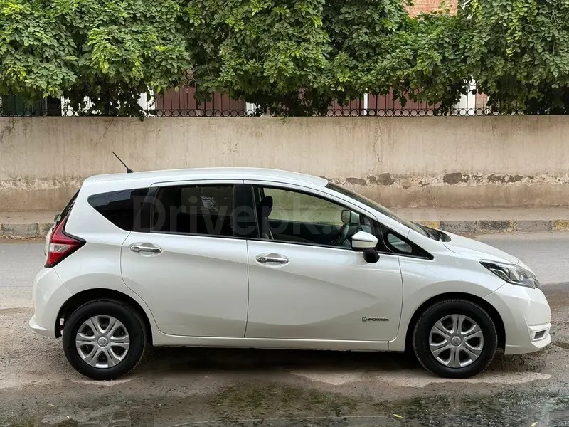 Nissan Note E Power 2018