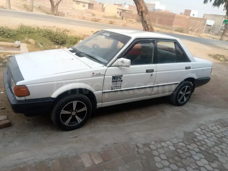 Nissan Sunny 1989