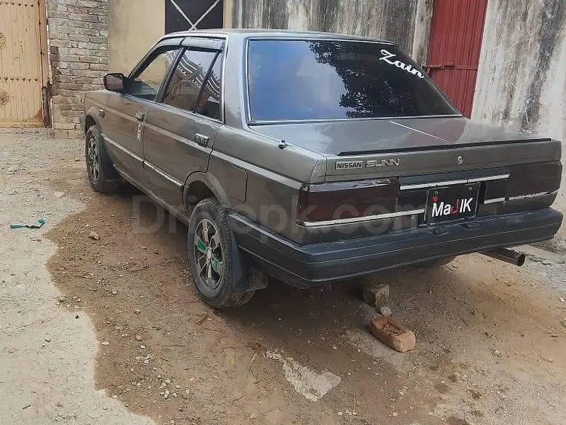 Nissan Sunny 1986
