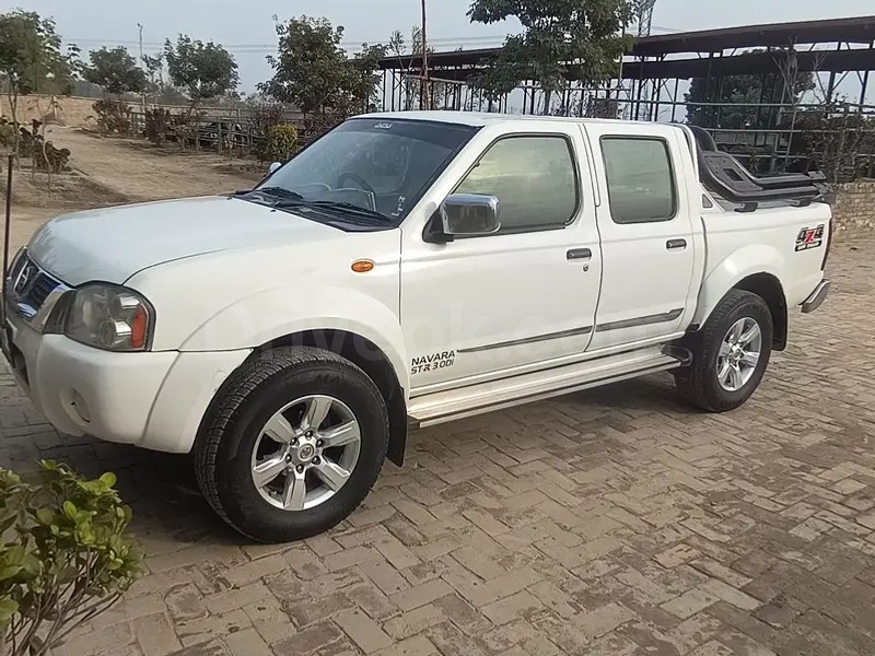 Nissan Navara 2008