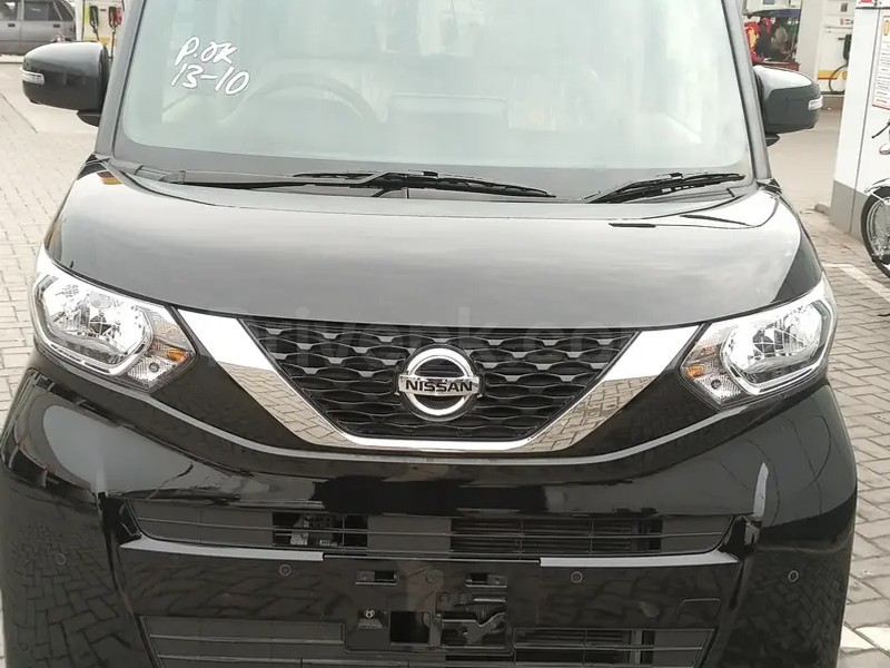 Nissan Roox 2022