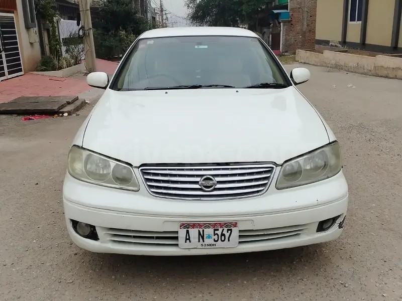 Nissan Sunny 2006