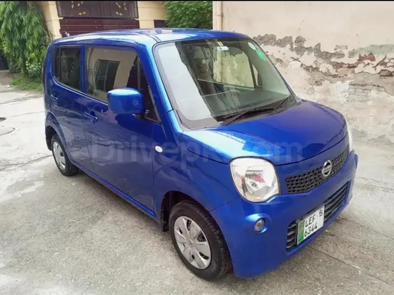 Nissan Moco 2015