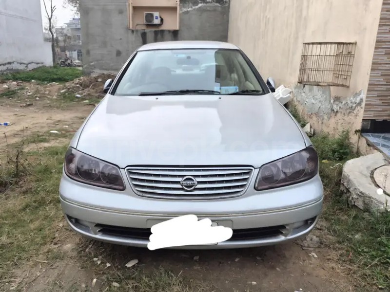 Nissan Sunny 2006