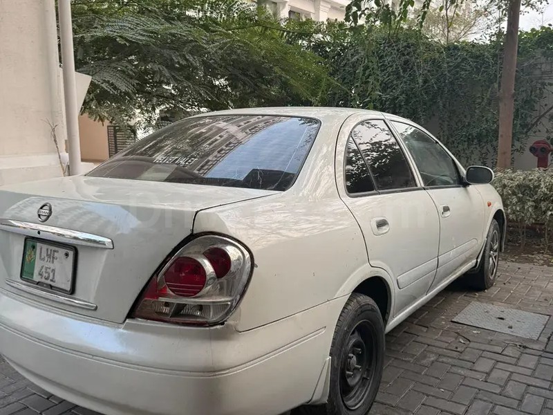 Nissan Sunny 2006