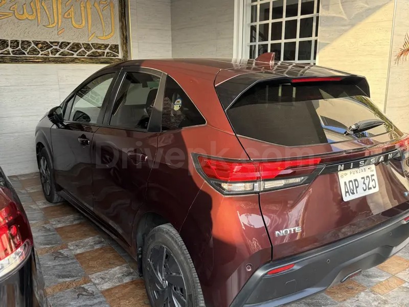 Nissan Note E Power 2021