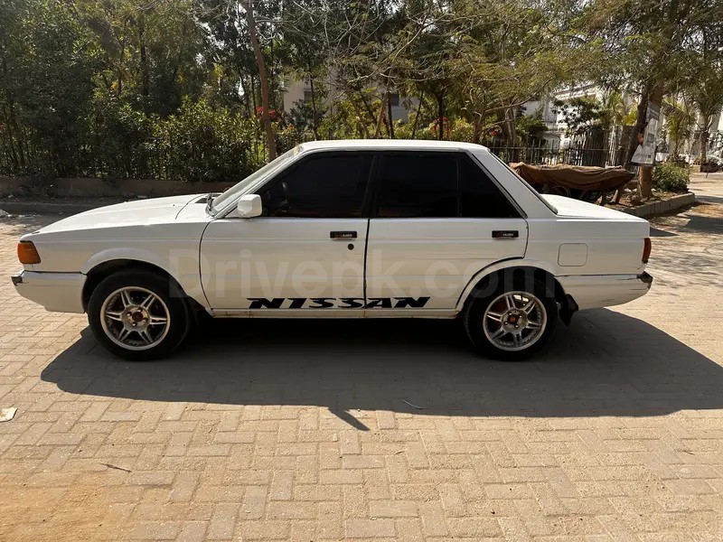 Nissan Sunny 1989