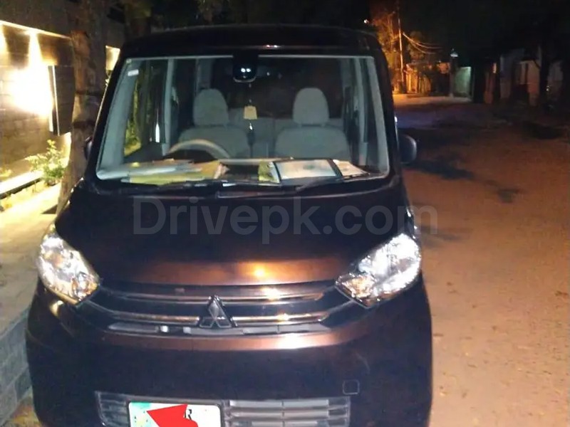 Mitsubishi EK Space Custom 2019
