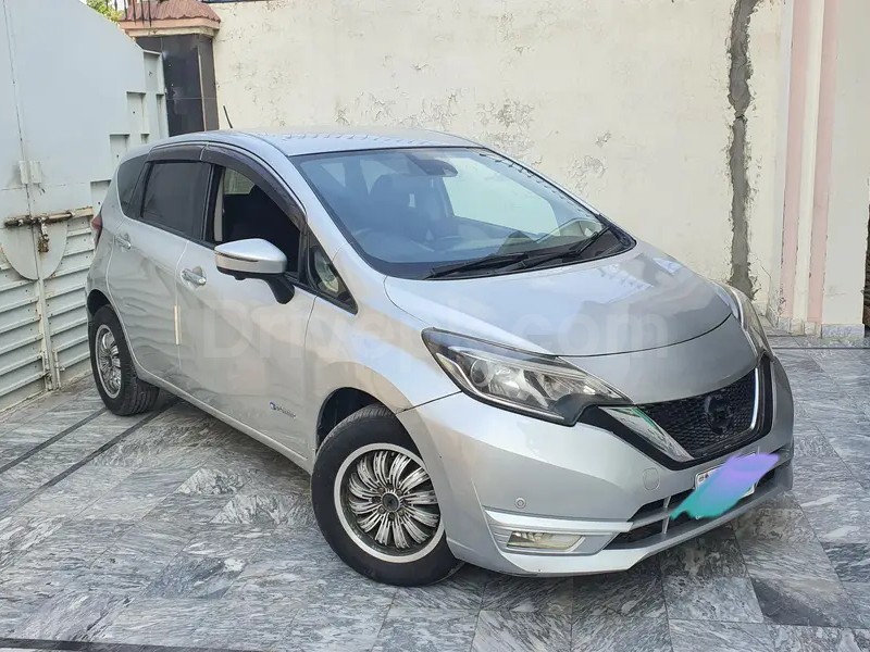 Nissan Note E Power 2017