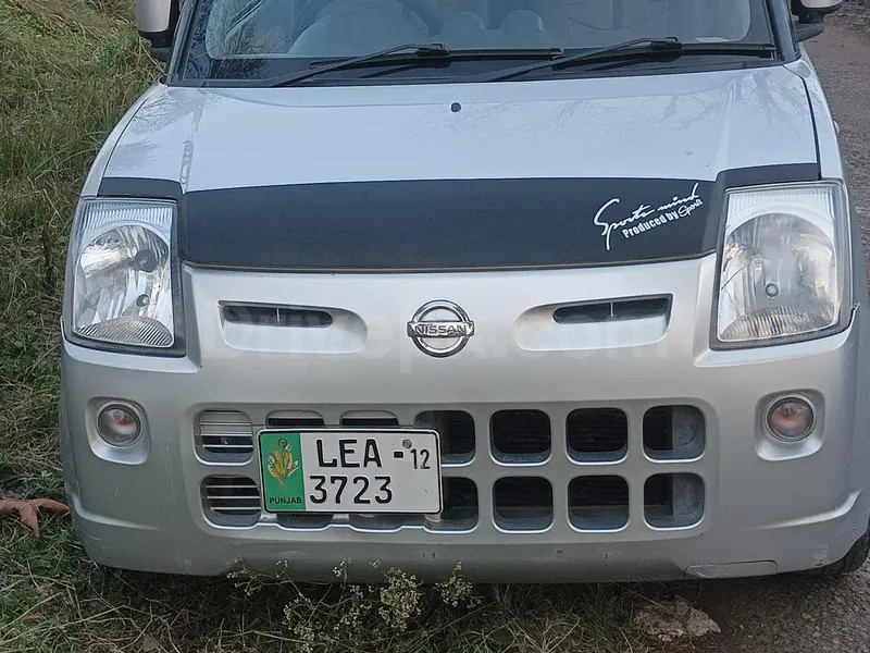 Nissan Pino 2007