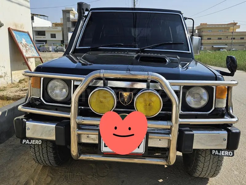 Mitsubishi Pajero 1985