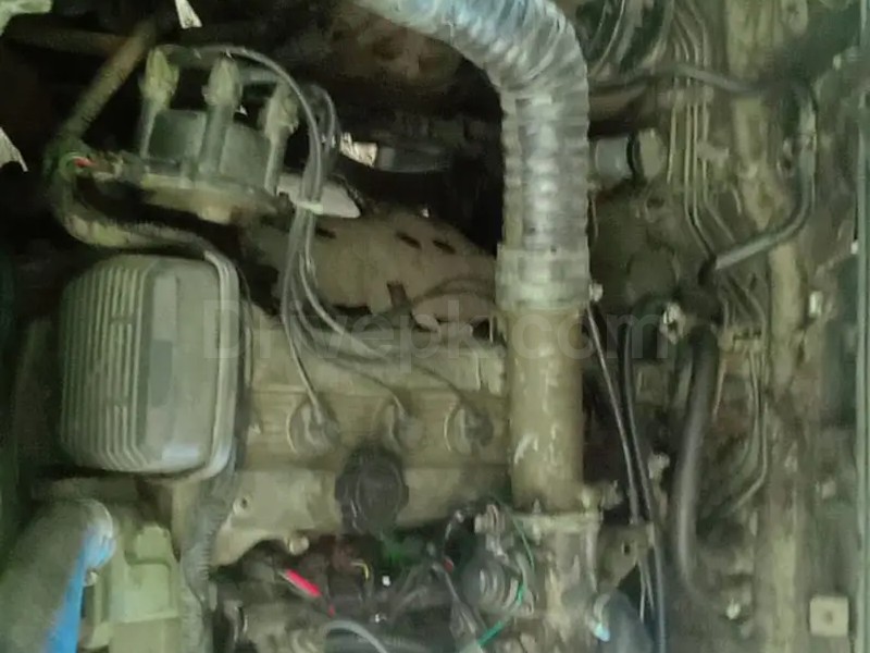 Mitsubishi Pajero 1987