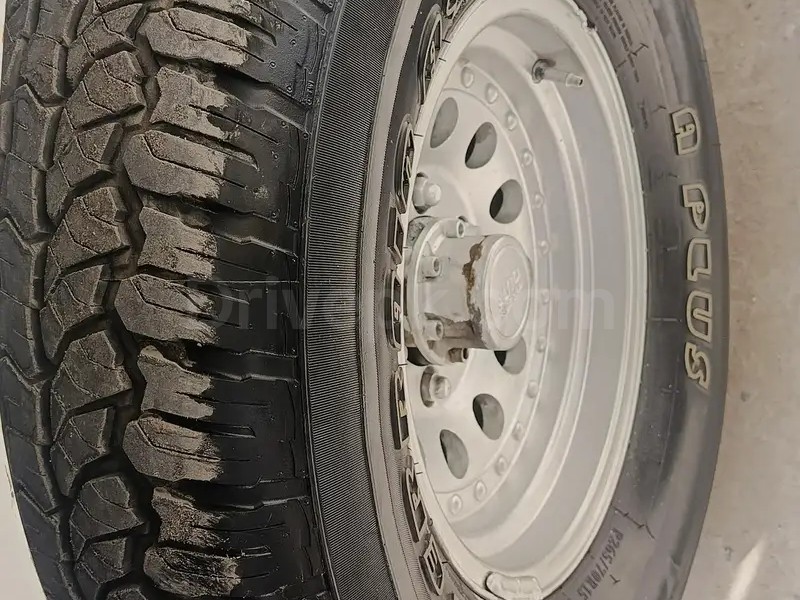 Mitsubishi Pajero 1986