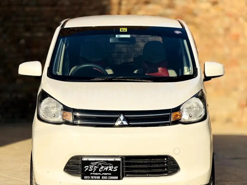 Mitsubishi Ek Wagon 2013