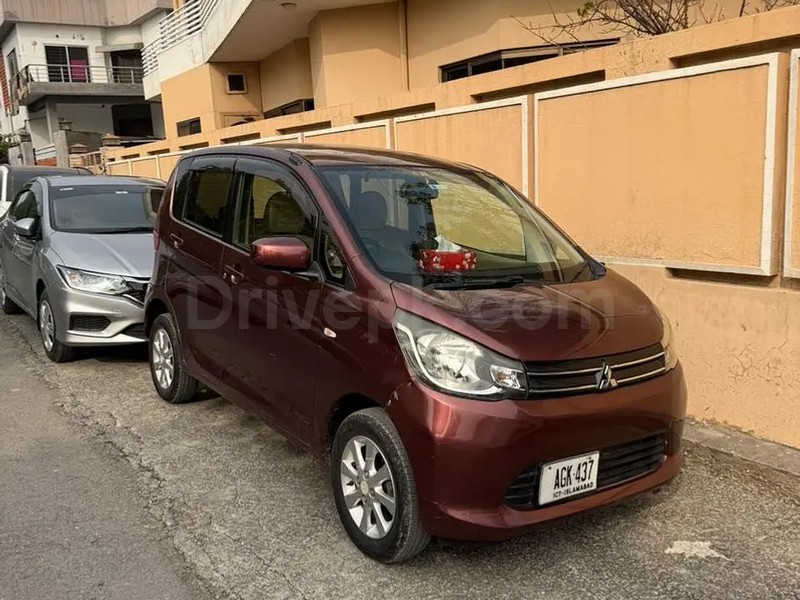 Mitsubishi Ek Wagon 2018