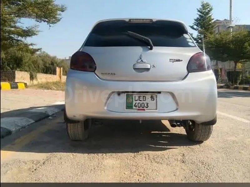 Mitsubishi Mirage 2012